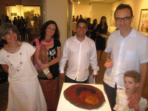 Landscape architect and artist Carolyn Lau with former visiting Rimbun Dahan artist Helen Bodycomb, Glenn Romanis (artist of the work Rings of Time) with Carey Humphrey and shy daughter Martha. 