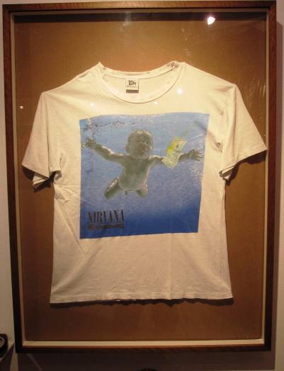 Nirvana: Nevermind – Vincent Leong, (1991), 2009, found T-Shirt, audio interview, discman